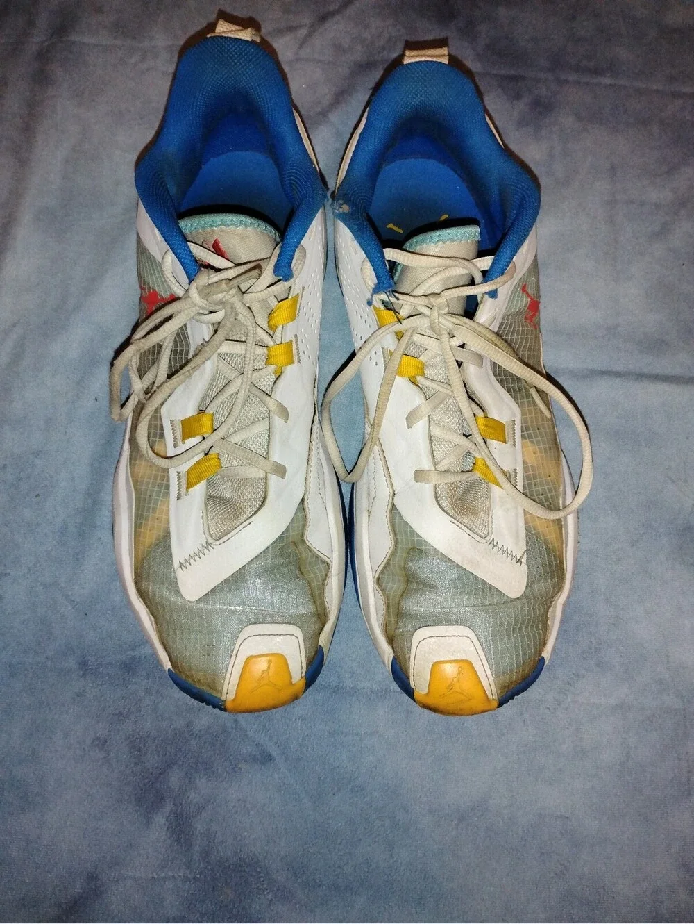 Jordan Men's White Blue Yellow Athletic Shoes